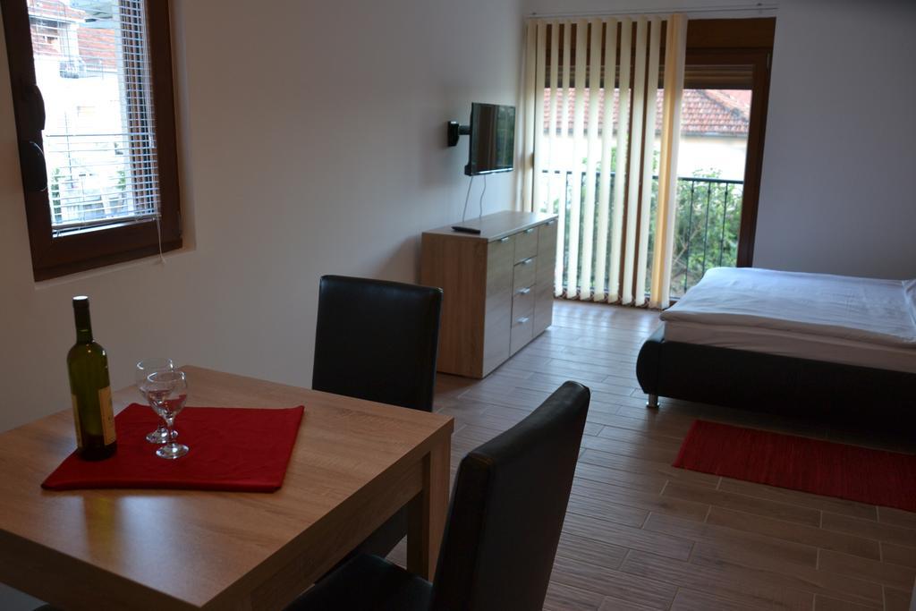 Apartments Porat Tivat Eksteriør bilde